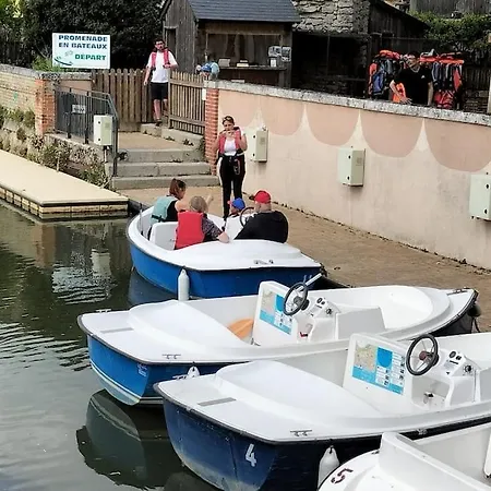 Maison Individuelle Entierement Refaite 라페르트베르나르