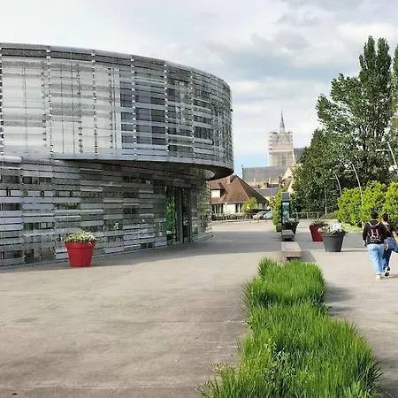 Maison Individuelle Entierement Refaite 빌라 *