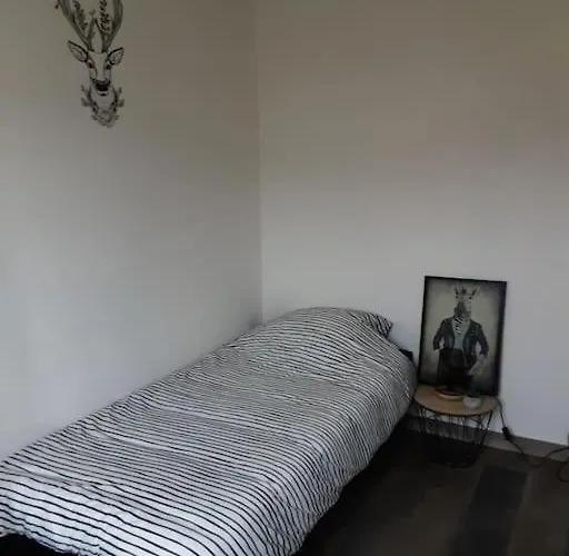 Maison Individuelle Entierement Refaite 拉弗特伯纳德